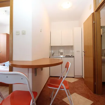 In By Interhome *