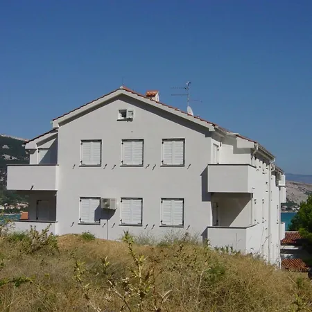 In By Interhome * Baška