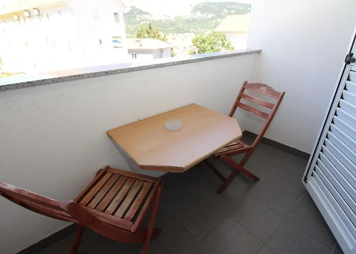 Apartament In By Interhome Baška